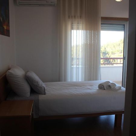 Hotel Solar Da Charneca Лейрия Экстерьер фото